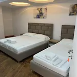 Summer Hotel Sarandë