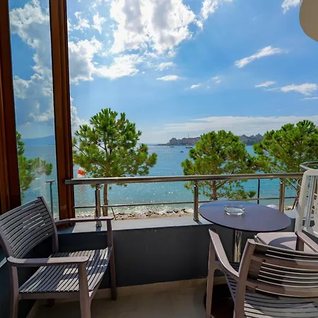 Hotell Summer Sarandë