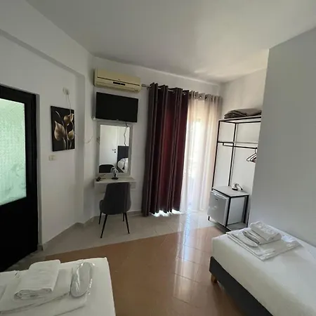 Hotel Summer 3*